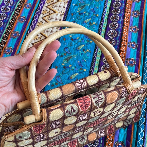 Vintage Boho Fossil Purse with Wood/Wicker Handles and Leaf Pattern - Picture 10 of 14